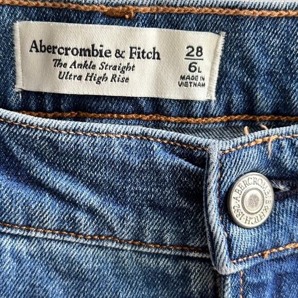 Abercrombie & Fitch Curve Love The Ankle Straight Ultra High Rise Jeans Long - Picture 5 of 9